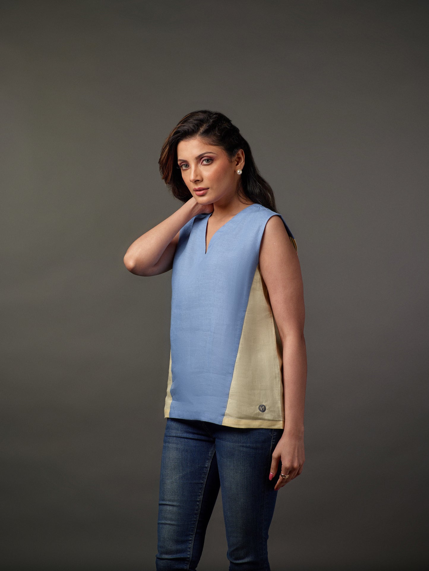 V-neck Linen top