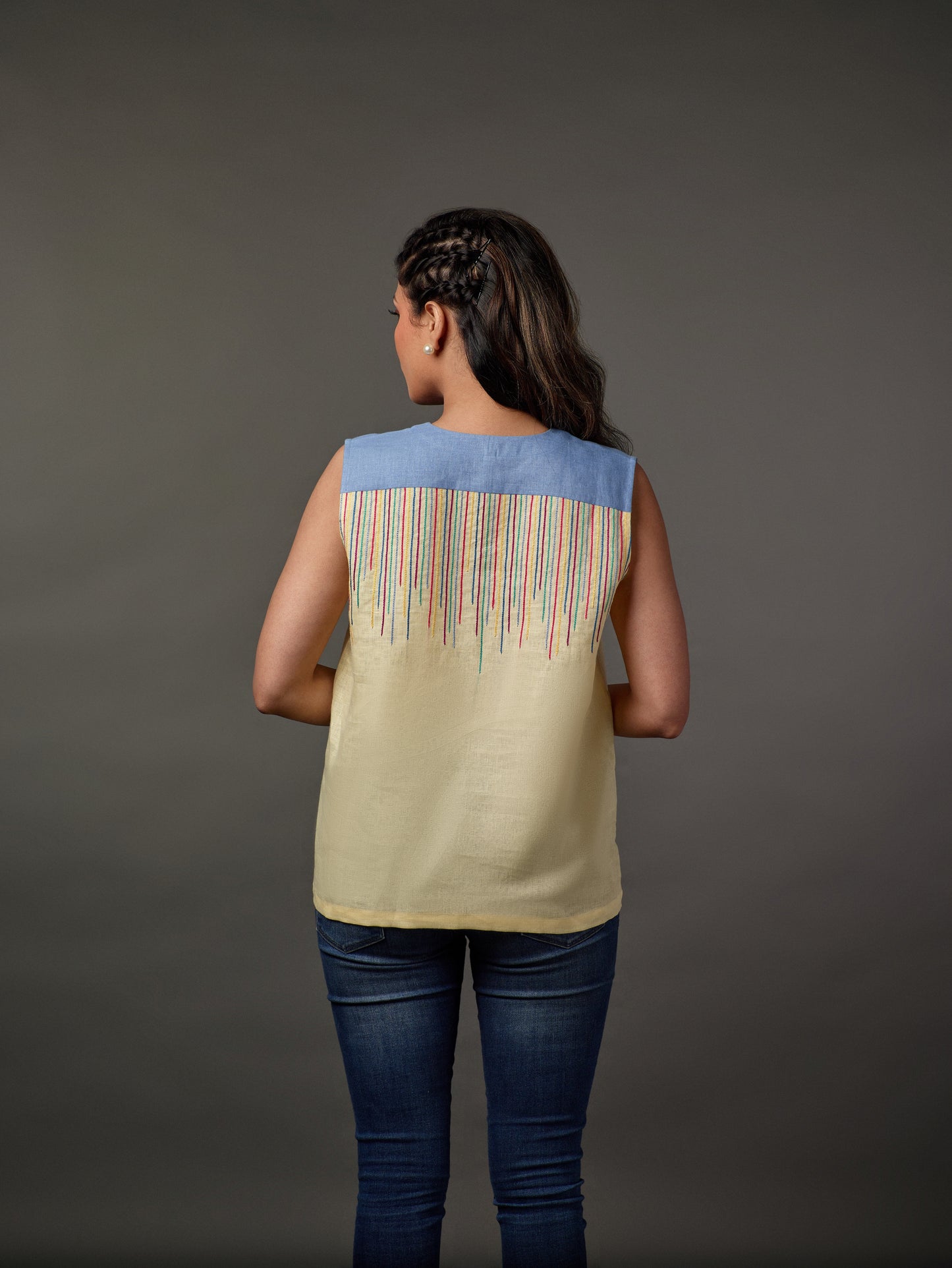 Stylish v neck linen top